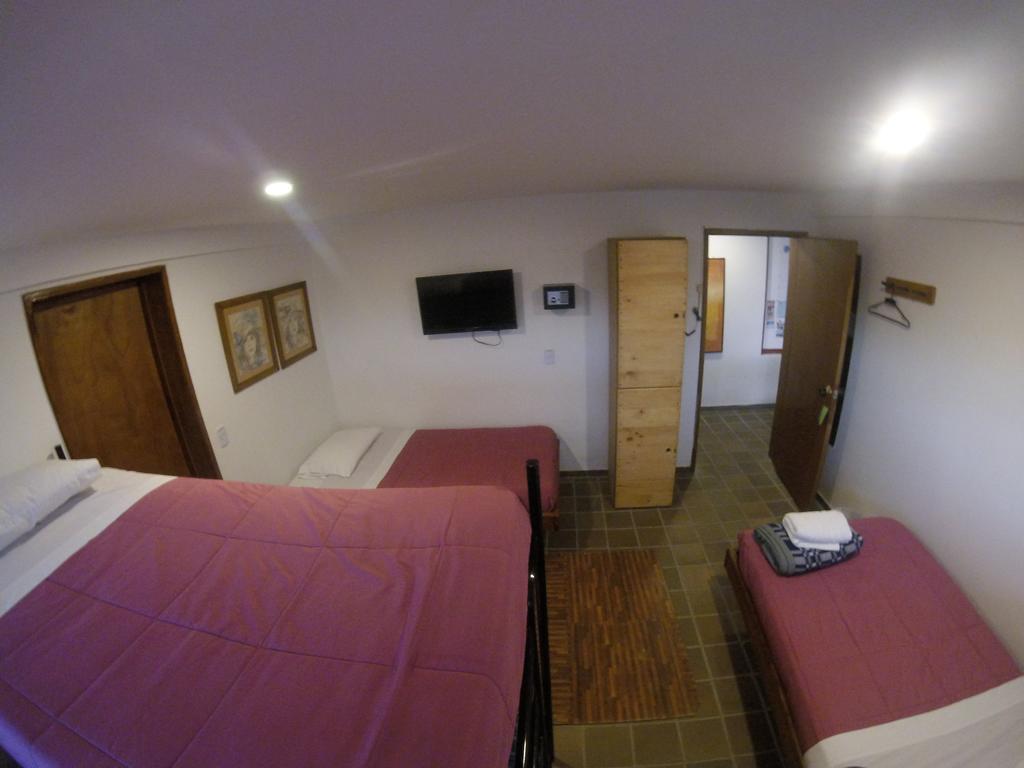 Hostal De La 57 Manizales Zewnętrze zdjęcie